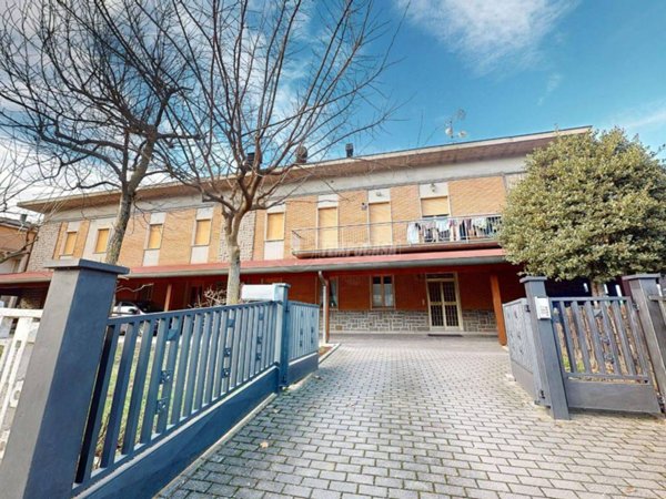 appartamento in vendita a Zocca in zona Monteombraro