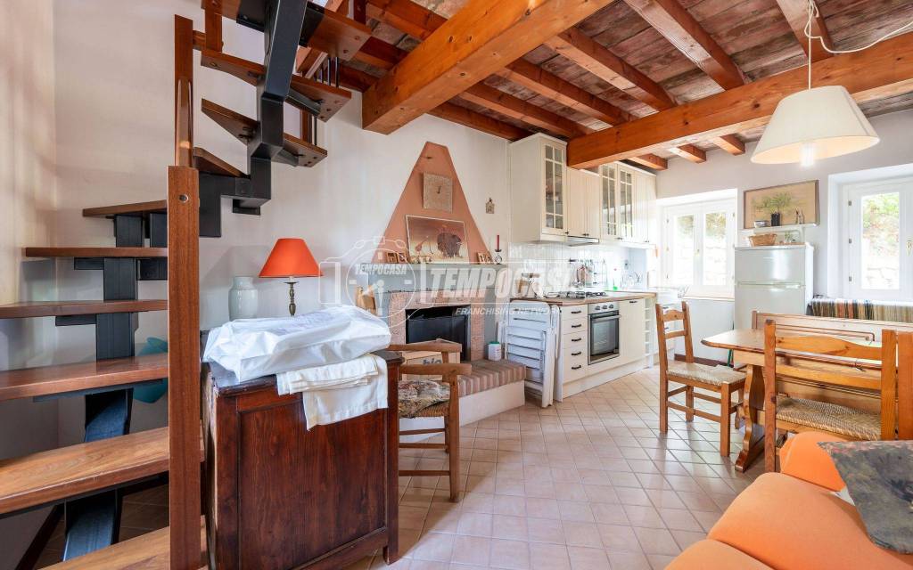 appartamento in vendita a Zocca in zona Montalbano