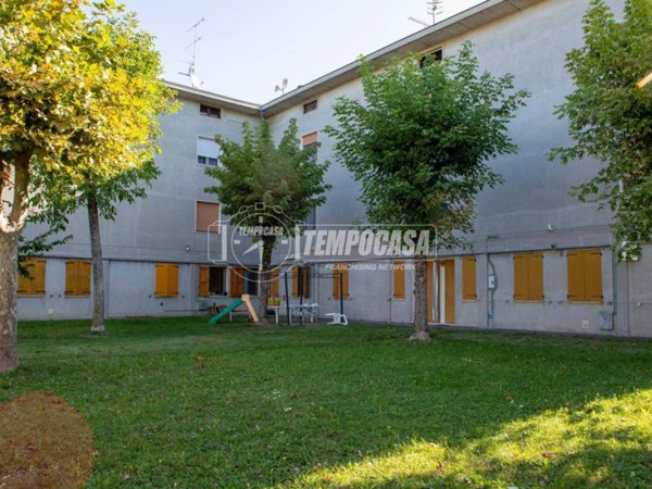 appartamento in vendita a Zocca in zona Monteombraro
