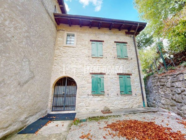 appartamento in vendita a Zocca in zona Montalbano