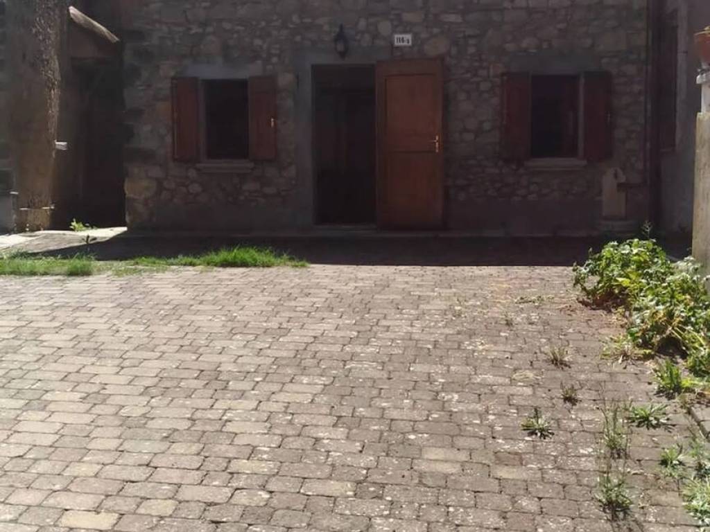 casa indipendente in vendita a Zocca in zona Monteombraro