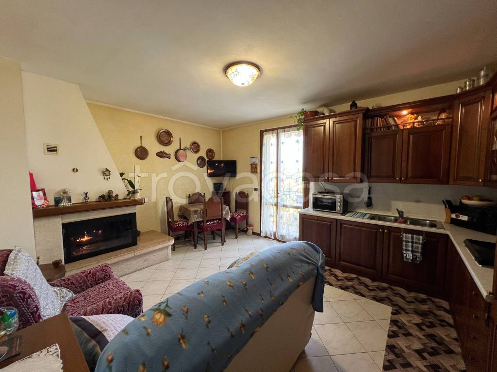 appartamento in vendita a Zocca in zona Monteombraro