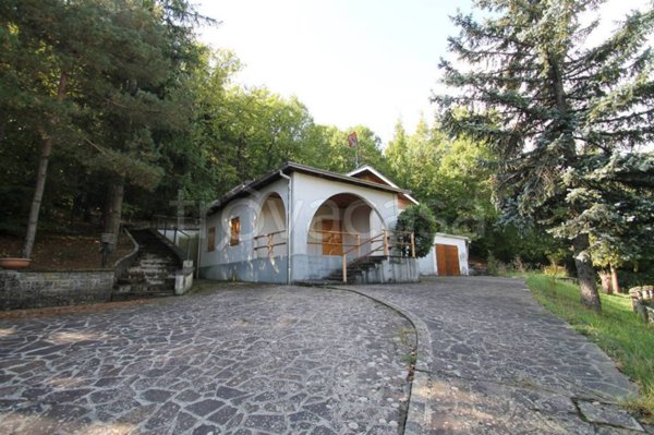 casa indipendente in vendita a Zocca in zona Monteombraro