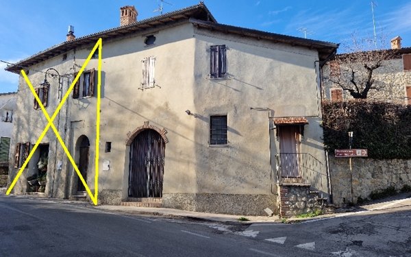 appartamento in vendita a Zocca in zona Monteombraro