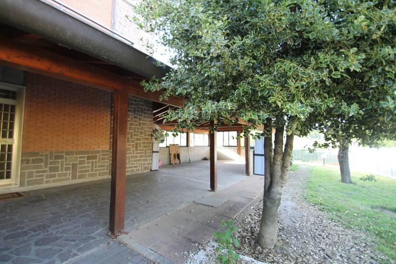appartamento in vendita a Zocca in zona Monteombraro