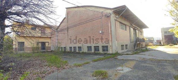 locale di sgombero in vendita ad Anzola dell'Emilia