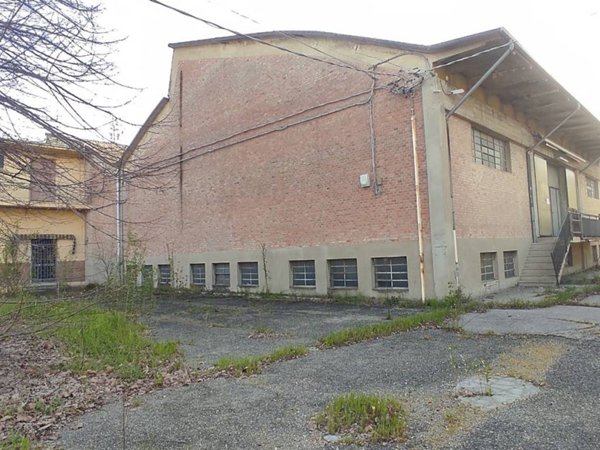 locale commerciale in vendita ad Anzola dell'Emilia in zona Lavino di Mezzo