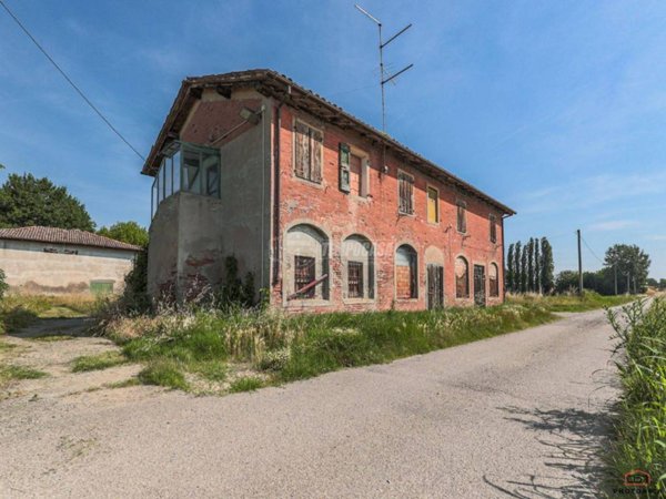 intera palazzina ad Anzola dell'Emilia in zona San Giacomo Del Martignone