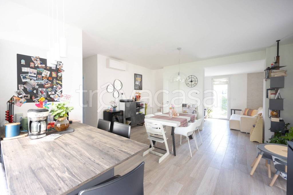 casa indipendente in vendita ad Anzola dell'Emilia