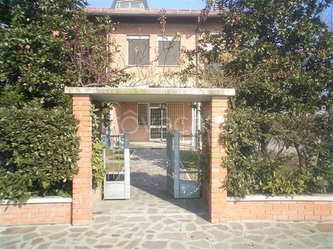 casa indipendente in vendita ad Anzola dell'Emilia in zona Ponte Samoggia