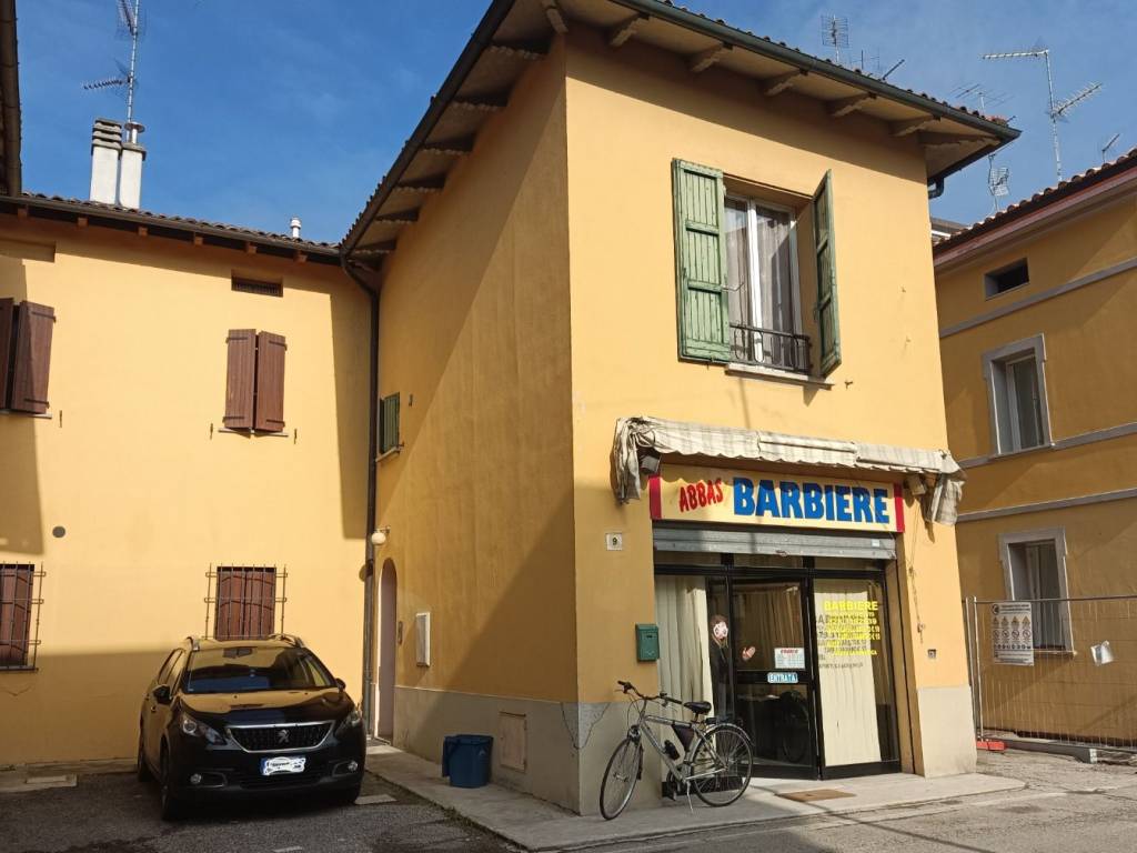 negozio in vendita ad Anzola dell'Emilia