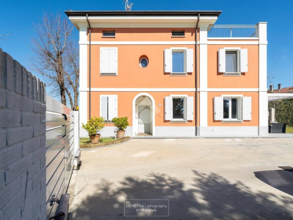 casa indipendente in vendita ad Anzola dell'Emilia