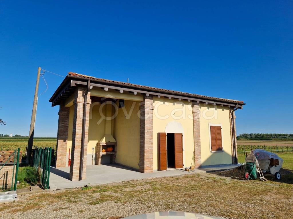 casa indipendente ad Anzola dell'Emilia in zona San Giacomo Del Martignone