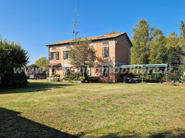 casa indipendente in vendita ad Anzola dell'Emilia in zona Lavino di Mezzo