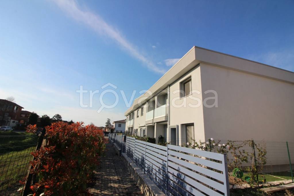 casa indipendente in vendita ad Anzola dell'Emilia in zona Ponte Samoggia