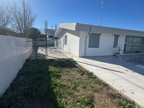 casa indipendente in vendita ad Anzola dell'Emilia in zona Ponte Samoggia