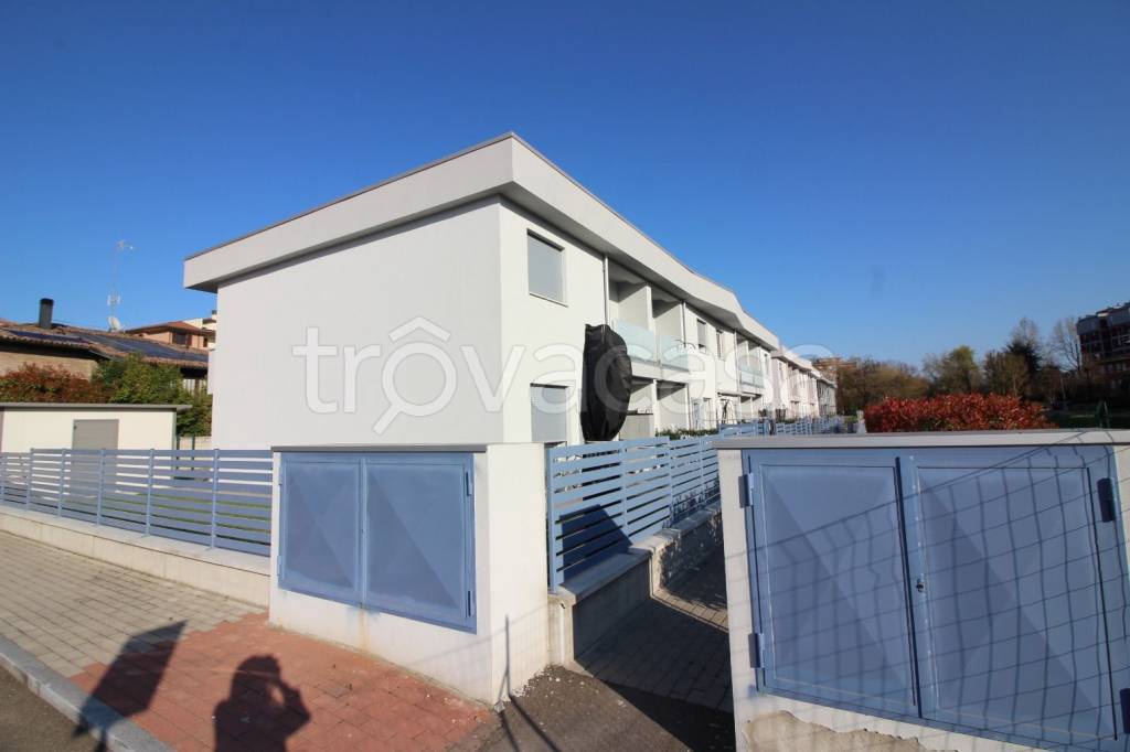 casa indipendente in vendita ad Anzola dell'Emilia in zona Ponte Samoggia