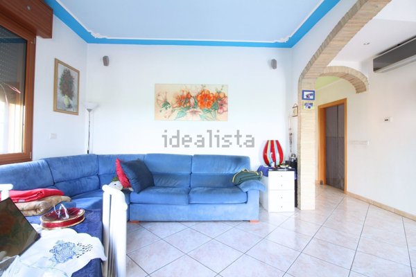 casa indipendente ad Anzola dell'Emilia in zona San Giacomo Del Martignone