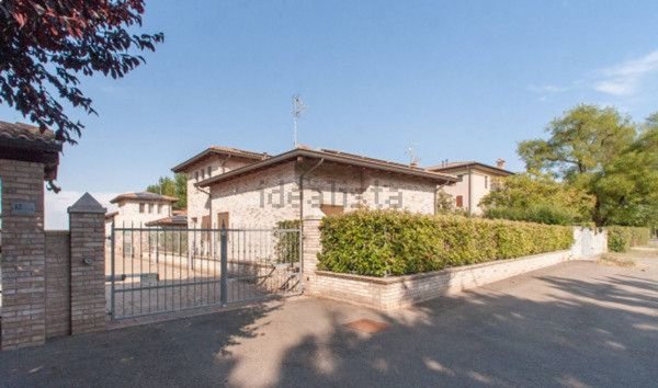 casa indipendente in vendita ad Anzola dell'Emilia in zona Ponte Samoggia