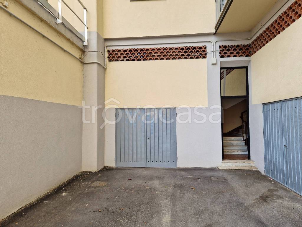 locale commerciale in vendita ad Anzola dell'Emilia