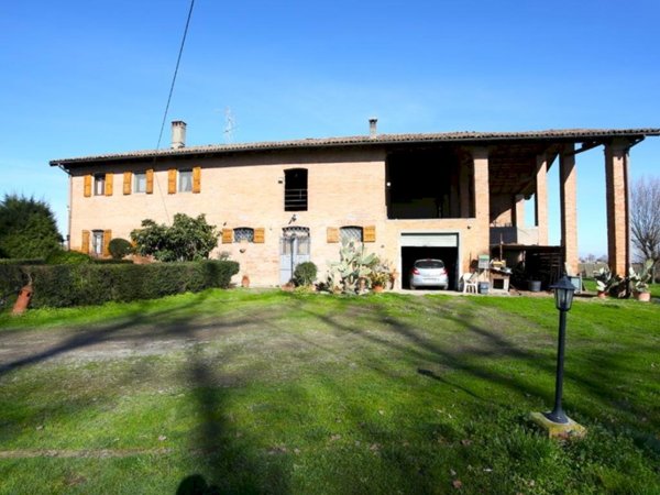 casa indipendente in vendita ad Anzola dell'Emilia in zona Lavino di Mezzo