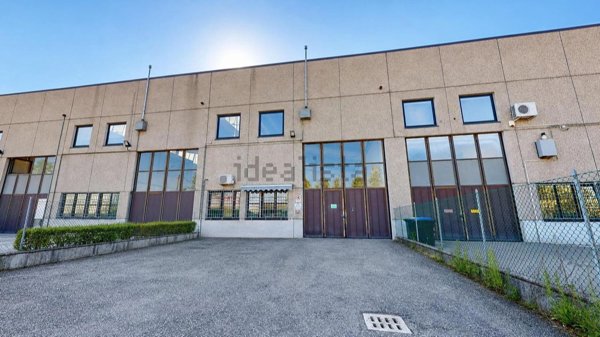 capannone in vendita ad Anzola dell'Emilia