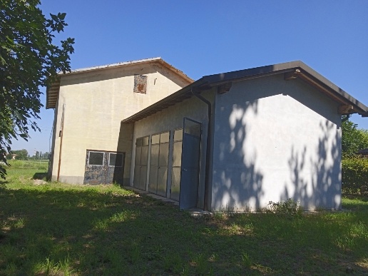 casa indipendente in vendita ad Anzola dell'Emilia in zona Santa Maria in Strada