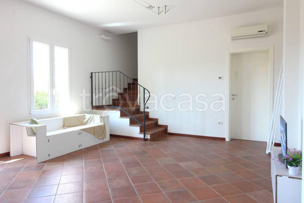 casa indipendente in vendita ad Anzola dell'Emilia in zona Ponte Samoggia