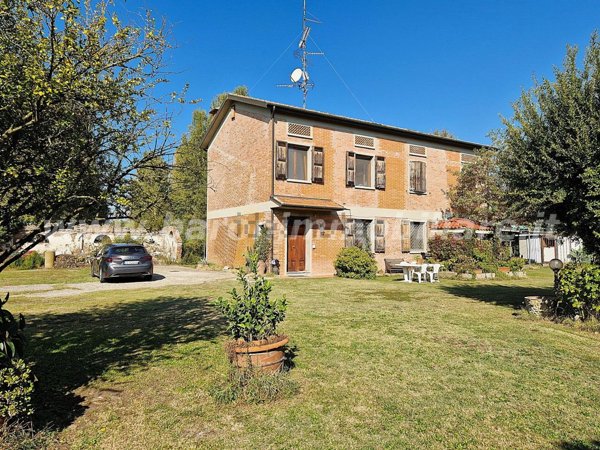 casa indipendente in vendita ad Anzola dell'Emilia in zona Lavino di Mezzo