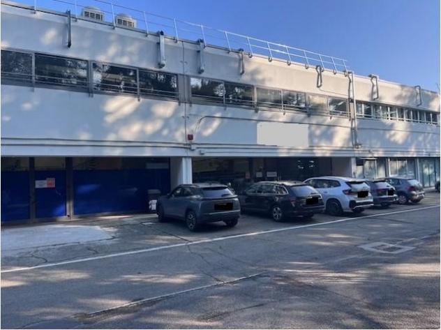 capannone in vendita ad Argelato in zona Funo