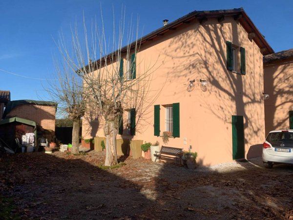 casa indipendente in vendita ad Argelato in zona Funo