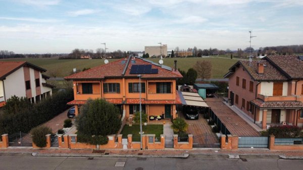 casa indipendente in vendita ad Argelato
