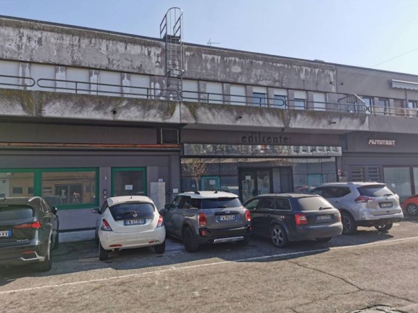 capannone in vendita ad Argelato in zona Funo