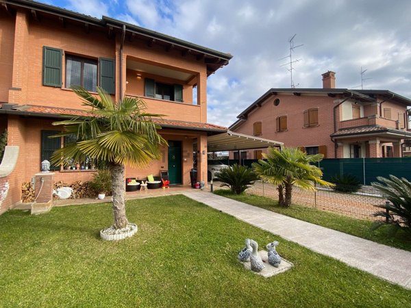 casa indipendente in vendita ad Argelato