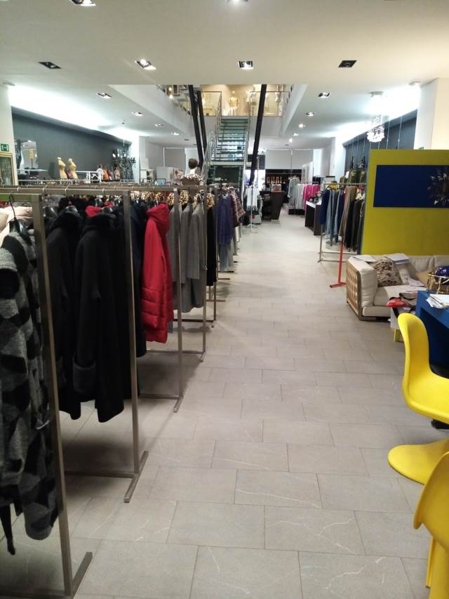 locale commerciale in vendita ad Argelato
