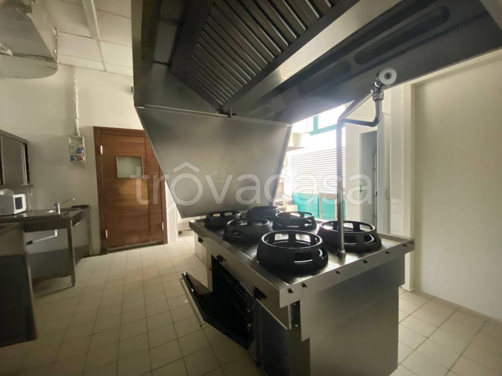 negozio in vendita ad Argelato in zona Funo