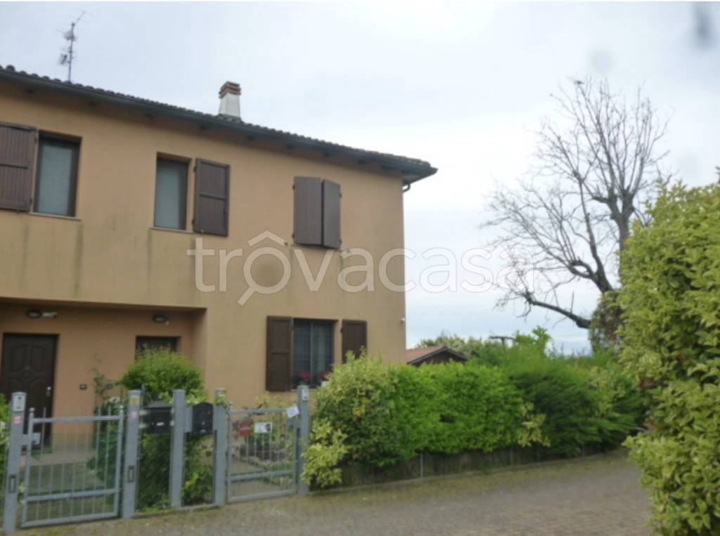 casa indipendente in vendita ad Argelato in zona Casadio