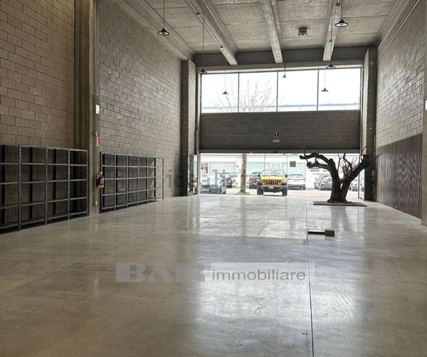 locale di sgombero in vendita ad Argelato