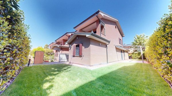 casa indipendente in vendita ad Argelato in zona Funo