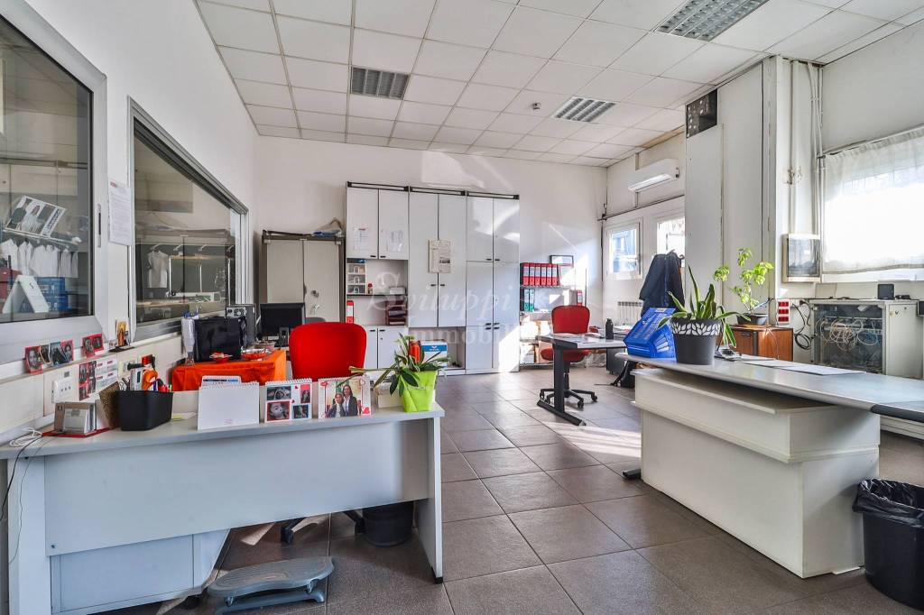 locale commerciale in vendita ad Argelato