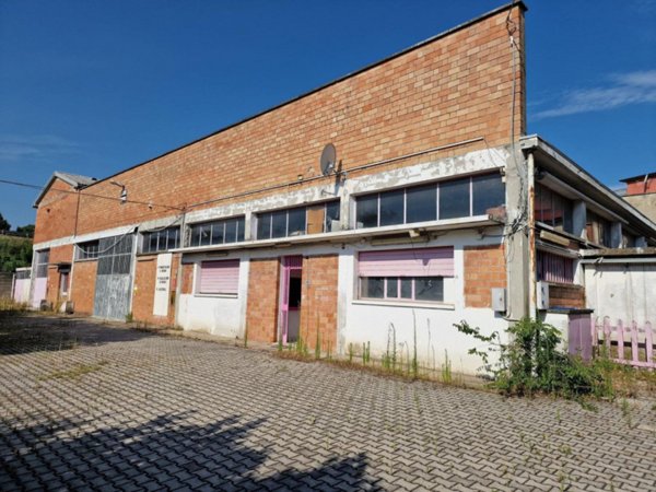 capannone in vendita ad Argelato in zona Funo