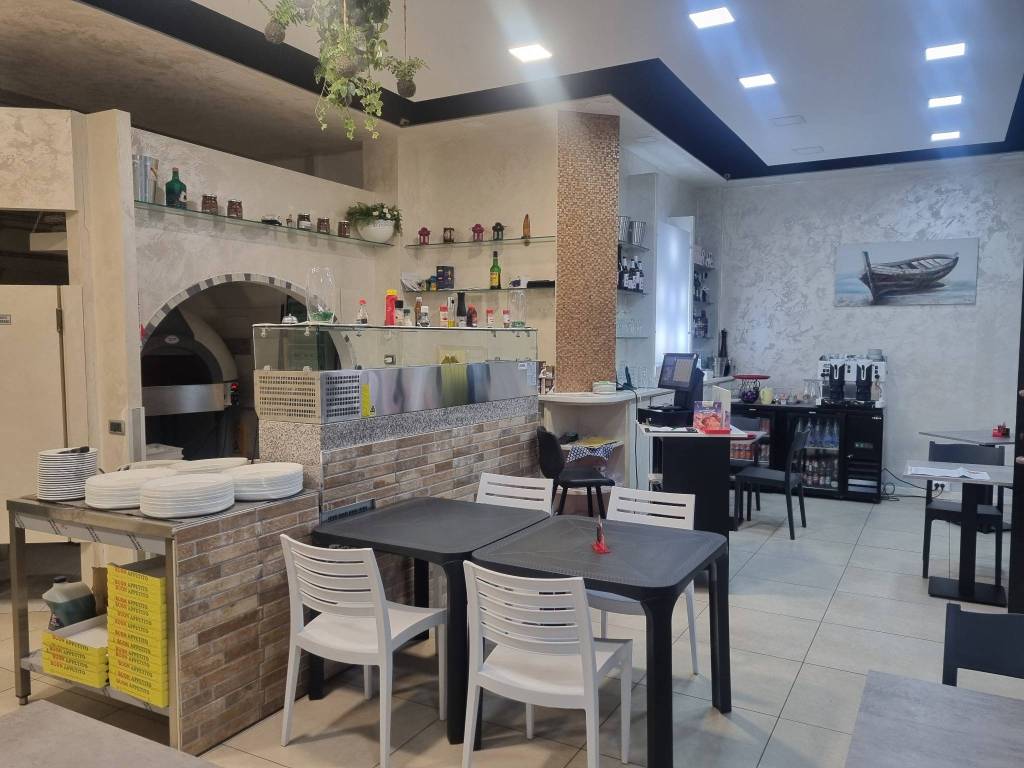 negozio in vendita ad Argelato in zona Funo