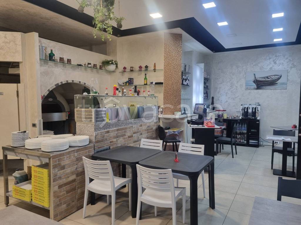 negozio in vendita ad Argelato in zona Funo