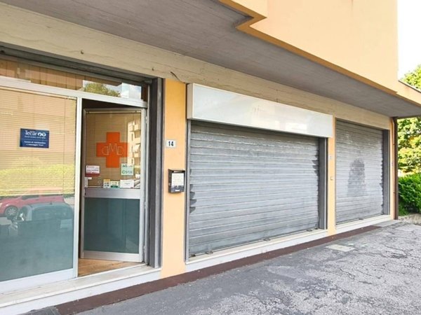 negozio in vendita ad Argelato in zona Funo