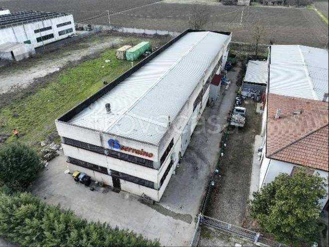 locale commerciale in vendita ad Argelato
