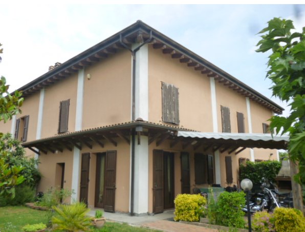 casa indipendente in vendita ad Argelato in zona Casadio