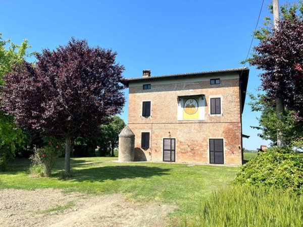 casa indipendente in vendita ad Argelato in zona Casadio