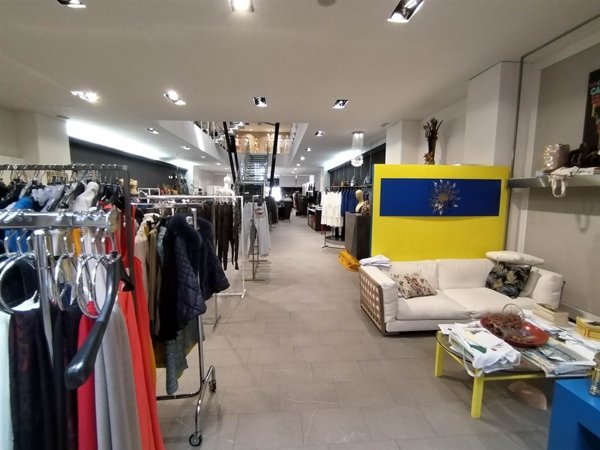 locale commerciale in vendita ad Argelato in zona Funo
