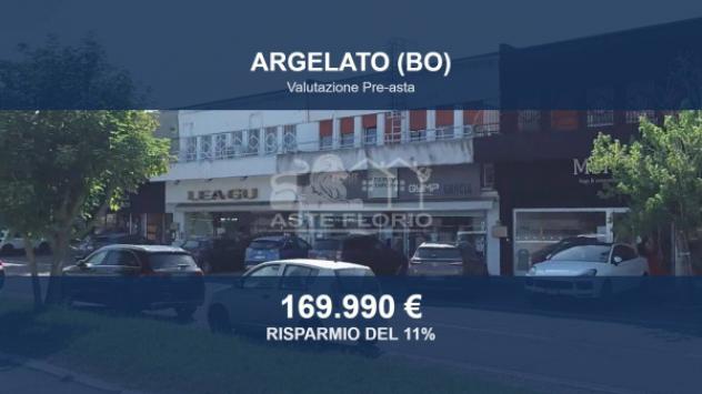 locale commerciale in vendita ad Argelato in zona Funo