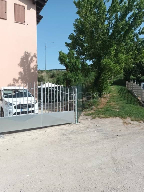 appartamento in vendita a Baricella in zona Boschi